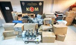 İzmir'de 5 milyon liralık kaçakçılık operasyonunda 15 kişi hakkında işlem yapıldı