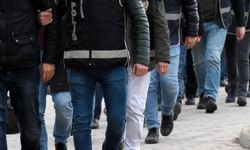 Klasik otomobillerde şasi numarası dolandırıcılığına operasyon: 35 kişi yakalandı, 61 araç ele geçirildi