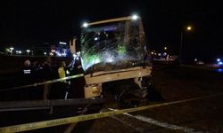 Malatya'da otobüs ile hafif ticari aracın çarpışması sonucu 2 kişi öldü