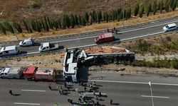 Manisa'daki kazada otobüs ve tır sürücüleri tutuklandı