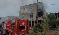 Mersin Mut'ta çıkan ev yangınında yaşlı kadın kurtarıldı
