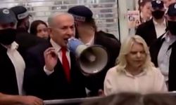 Netanyahu'nun AVM'de megafonla oy istediği anlar görüntülendi