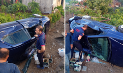 Siirt'te kontrolden çıkan otomobil evin bahçesine düştü, 4 kişi yaralandı
