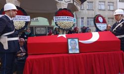 Trabzon'da kalp krizi geçiren polis memuru Şahin Sağlam toprağa verildi