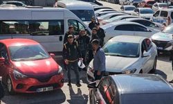 Zonguldak'ta boşanma sürecindeki eşini ve müdahale eden genci silahla yaralayan şüpheli adliyeye sevk edildi