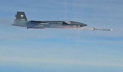 Rakipleri 'KIZILELMA, F-16'larımızı düşürür mü?' korkusu sardı! Türkiye bir ilki başardı