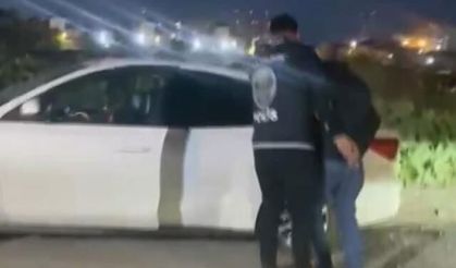 İstanbul'da Polis Yeleği Giyen Kişi Gözaltına Alındı