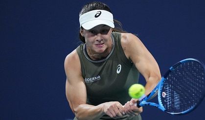 Zeynep Sönmez, Porsche Tennis Grand Prix'te Son 16 Turunda Elendi