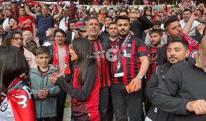 Haluk Levent, Çorum FK'nin Süper Lig Sevinci Maçında Görüntülendi