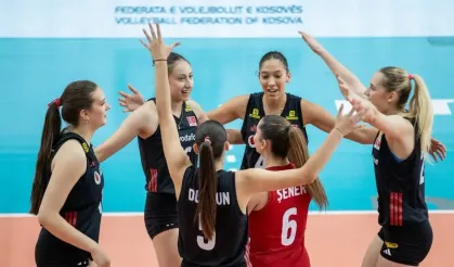 17 Yaş Altı Kadın Milli Voleybol Takımı Balkan Şampiyonu Oldu
