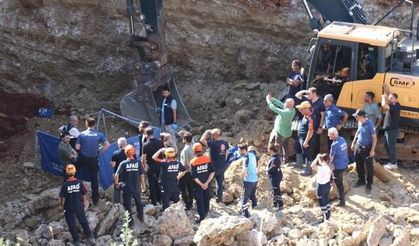 Denizli'de İnşaat Kazısında Kepçe Operatörü Toprak Altında Kalarak Yaşamını Yitirdi