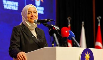 AK Parti Genel Başkan Yardımcısı Fatma Betül Sayan Kaya görevinden ayrıldı