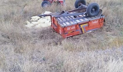 Kayseri'de traktör şarampole devrildi, sürücü yaşamını yitirdi