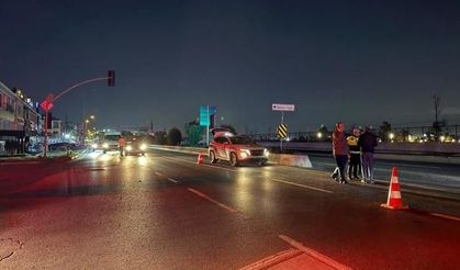 Bakırköy'de otomobile çarpan motosiklet sürücüsü yaşamını yitirdi