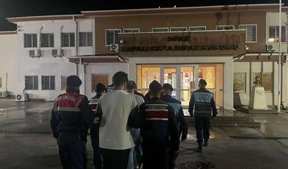 Didim'de 8 kaçak göçmen ile otel sahibi ve çalışanı tutuklandı