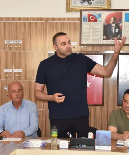 CHP heyetinden Kumluca'da muhtarlarla istişare