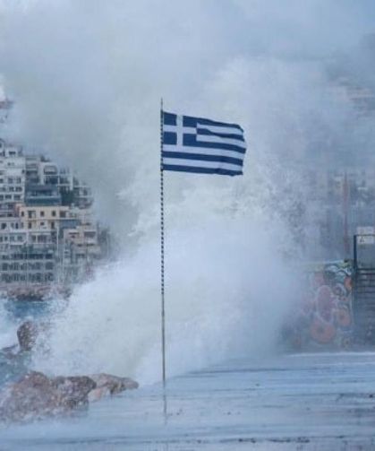 Yunanistan'da OHAL ilan edildi! Şiddetli yağışla altyapı sorunlarına neden oldu
