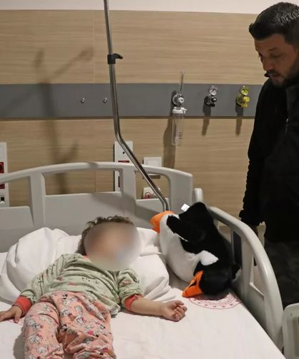 14 Aylık Bebeğin Başına Odunla Vurdular!