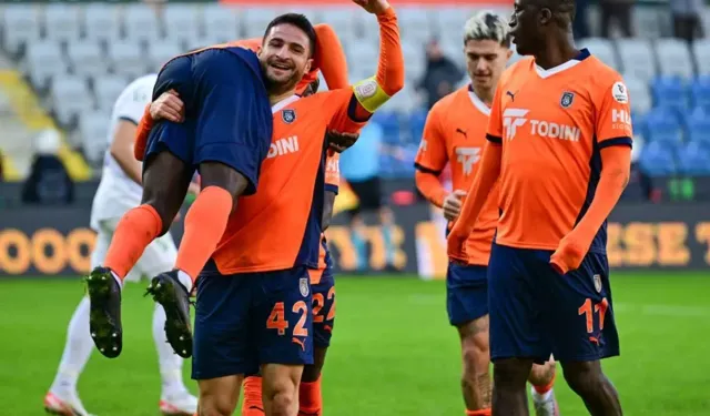 Süper Lig'de bir ilk de yaşandı: RAMS Başakşehir, Çaykur Rizespor'u 2-0 mağlup etti