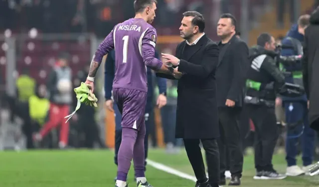 Yaptığı hareket olay oldu: Okan Buruk'tan çok konuşulacak Muslera açıklaması