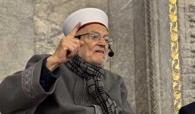 Mescid-i Aksa İmam Hatibi Şeyh İkrime Sabri, Konya'da cuma namazı kıldırdı
