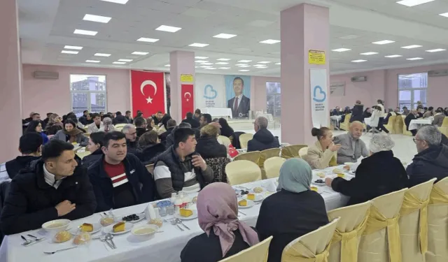 Başkan Akın’dan çölyak hastalarına özel iftar