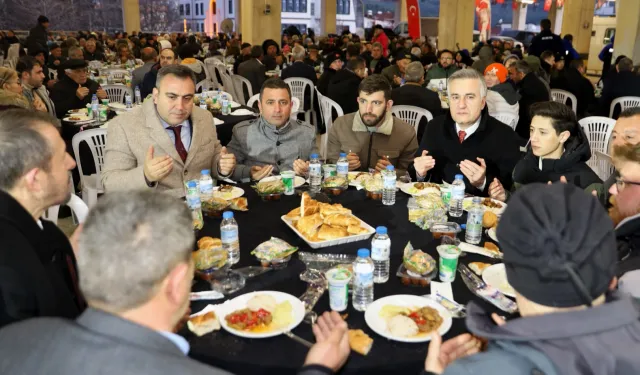 Bursa Büyükşehir, Orhaneli'yi iftar sofrasında buluşturdu