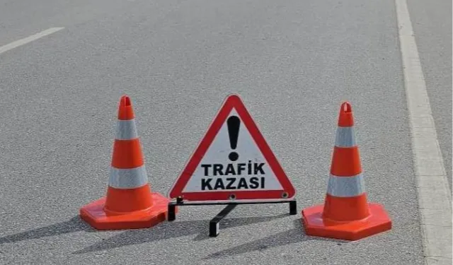 Antalya Kumluca’da otomobille motosiklet çarpıştı
