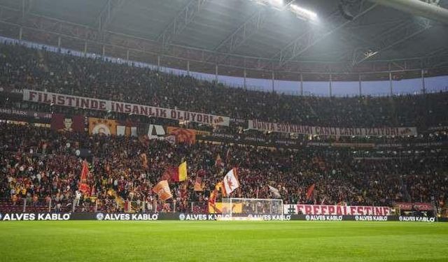 Galatasaray'dan RAMS Park'ta dikkat çeken Filistin pankartları
