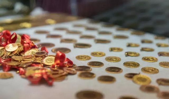 Gram altın 4.000 TL’yi geçti! Uzmanlardan uyarı: Düğün planlayanlar acele edin!