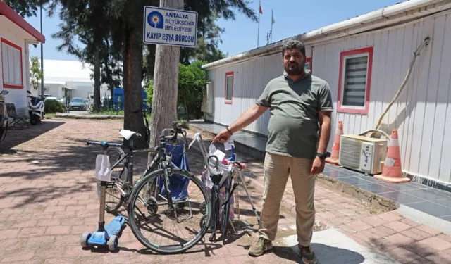 Antalya'da toplu taşımada unutulan eşyalar sahiplerini bekliyor