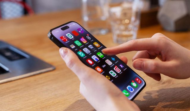 Apple milyonlarca iPhone kullanıcısını uyardı! 'Hemen güncelleyin!'