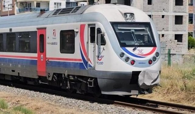 Aydın'da feci ölüm! Yolcu treninin altında kaldı