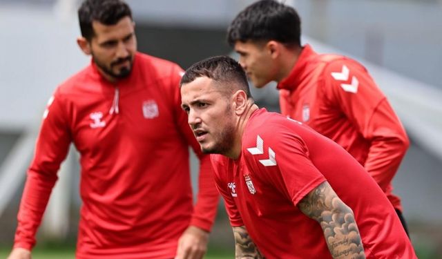 Süper Lig devlerinin gözdesiydi: Sessiz sedasız Türkiye'ye veda etti
