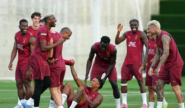 Galatasaray'da ayrılıkların sonu gelmiyor: Rusya'ya gitti, imzayı atacak