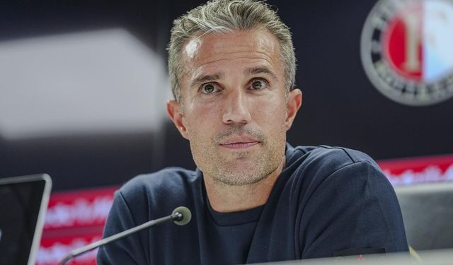 Robin van Persie'den Türk hakem sorusuna flaş cevap!