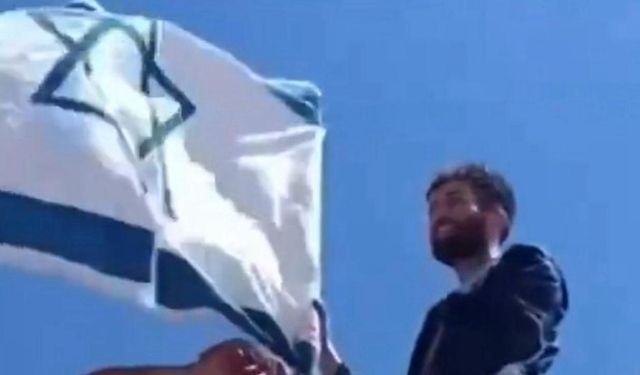 Suriye'de provokasyon devam ediyor! Süveyda'da İsrail bayrağıyla protesto
