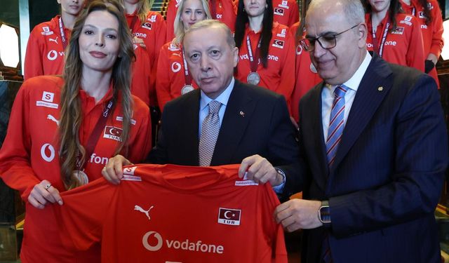 Cumhurbaşkanı Erdoğan, Filenin Sultanları'nı ağırladı