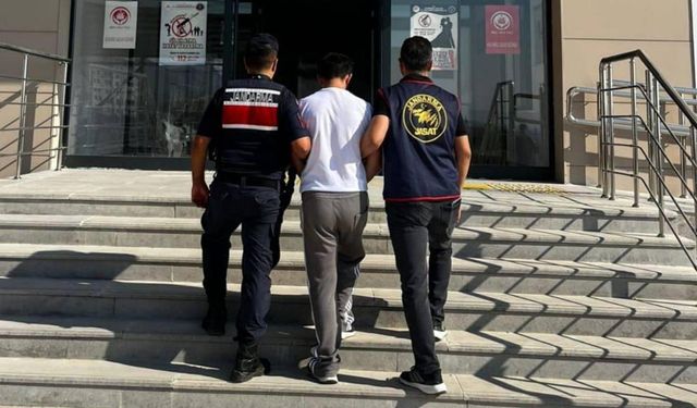 Tam 98 suç kaydı var! 21 yaşındaki firari cezaevine gönderildi