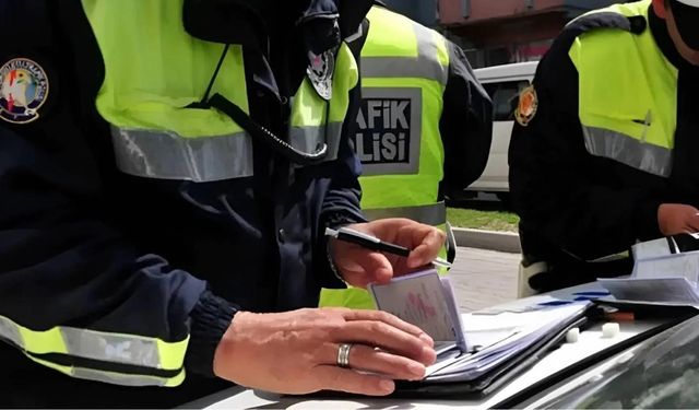 '993 TL' ve 'trafikten men' cezasına yol açıyor! 1'ini bile atlayan yandı