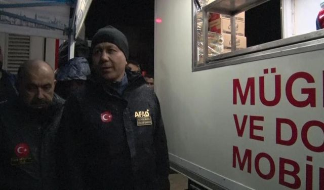 Bakan Yerlikaya, deprem bölgesinde incelemelerde bulundu