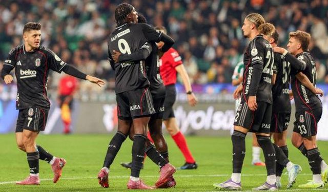 Kartal Konya'da yıldızlarıyla uçtu