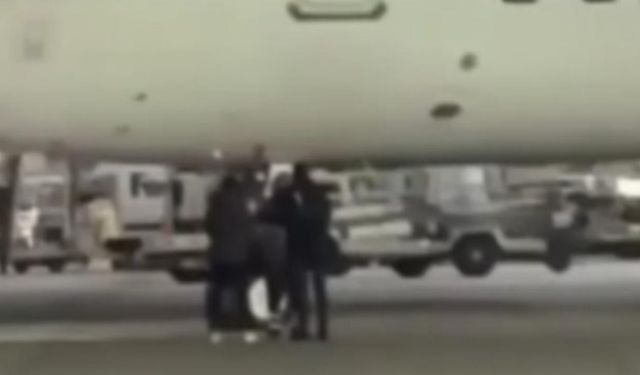 Almanya'da uçağı kaçıran iki yolcu pisti birbirine kattı!