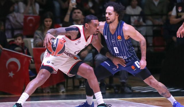 Anadolu Efes Alman ekibini 2 sayı farkla yıktı