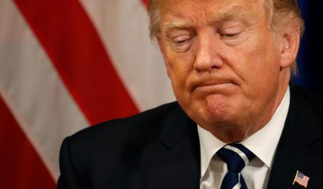 Anket katılımcılarının yüzde 64'ü Trump'ın yetkisini kullanmada 'ileri gittiği'