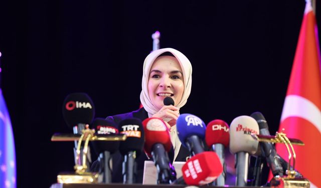 Bakan Göktaş: Aileyi, geleceğe güvenle bakan bir toplumun temeli haline getiriyoruz