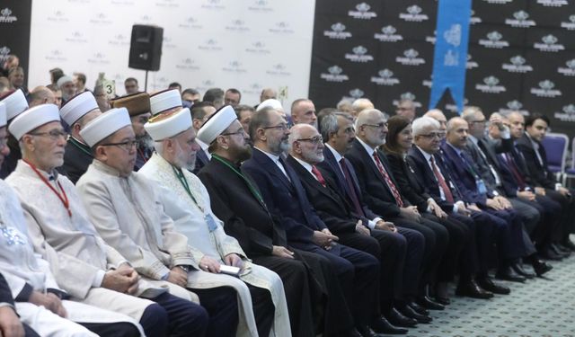 Balkan alimleri ve din adamları Edirne'de buluştu