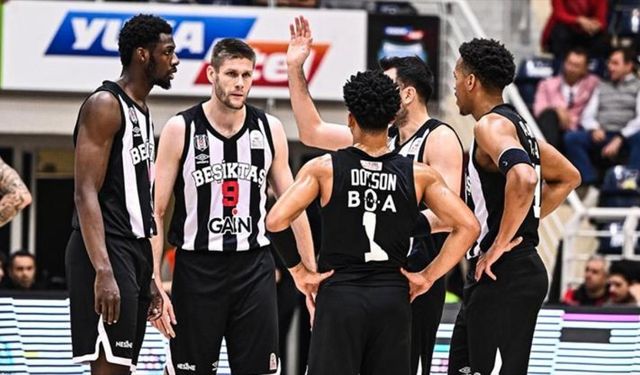 Beşiktaş basketbolda 44 yıl sonra ilki yaşadı