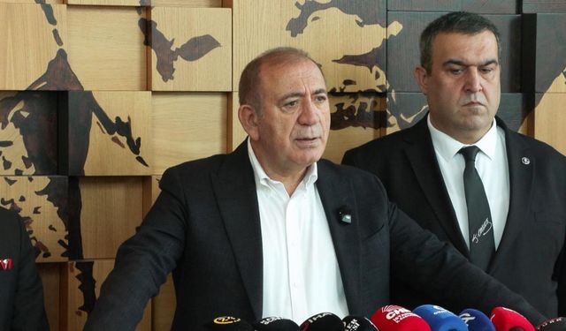 Gürsel Tekin'den Aziz İhsan Aktaş'a suç duyurusu