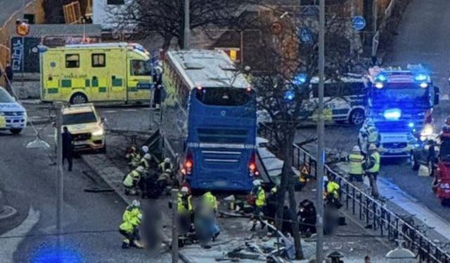 İsveç'te katliam gibi kaza! Ölü ve yaralılar var!